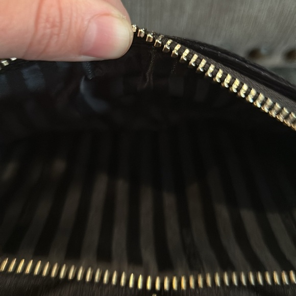 VICTORIAS SECRET Quilted Velvet Mini backpack mirror inside - Picture 7 of 8